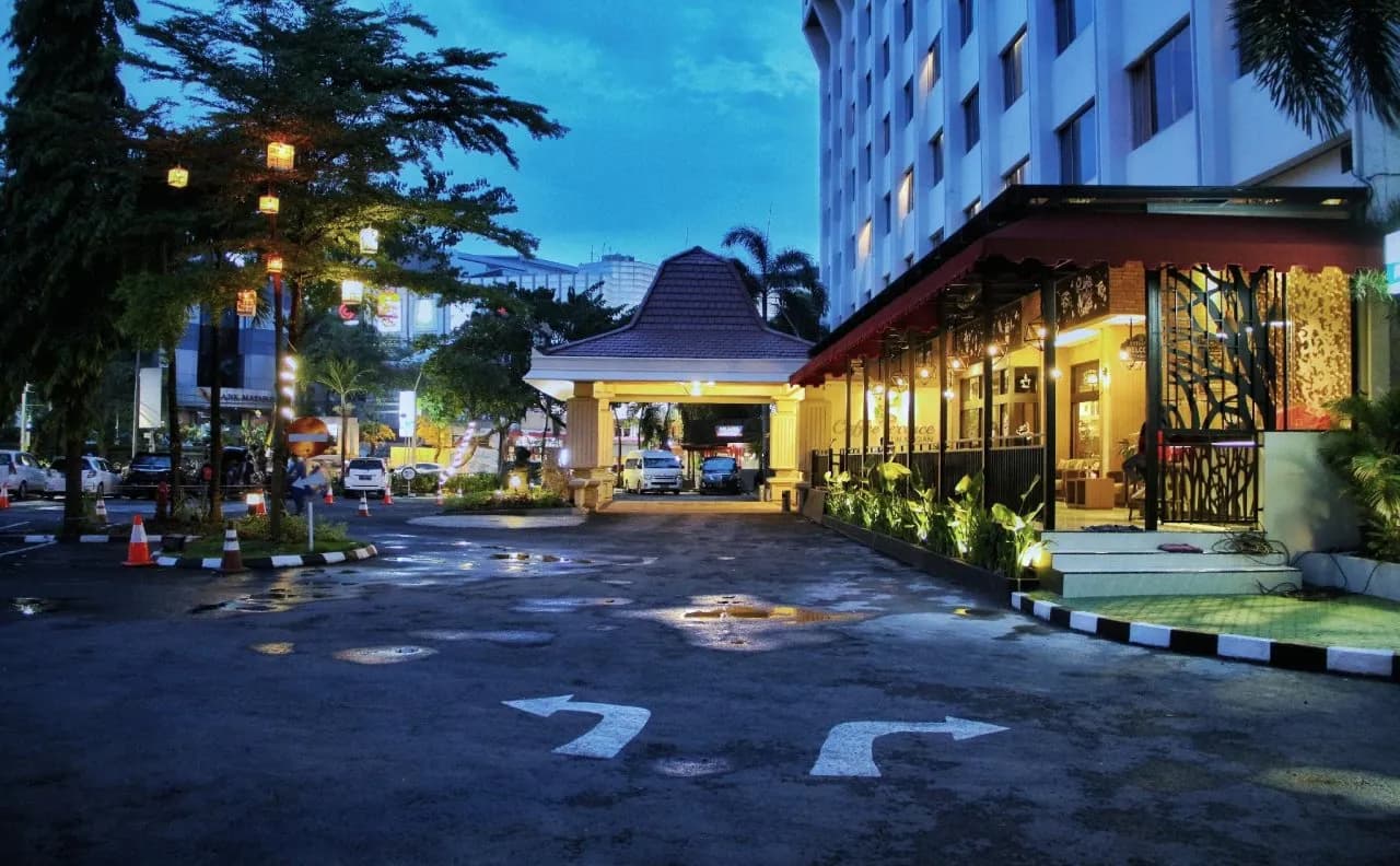 Grand Inna Tunjungan 4