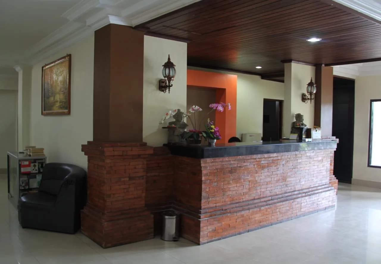Stana Puri Gopa Hotel 5