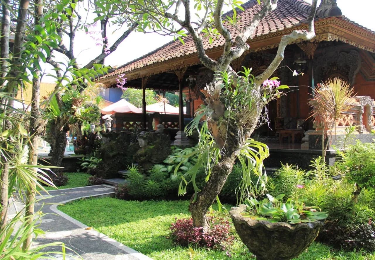 Stana Puri Gopa Hotel 4