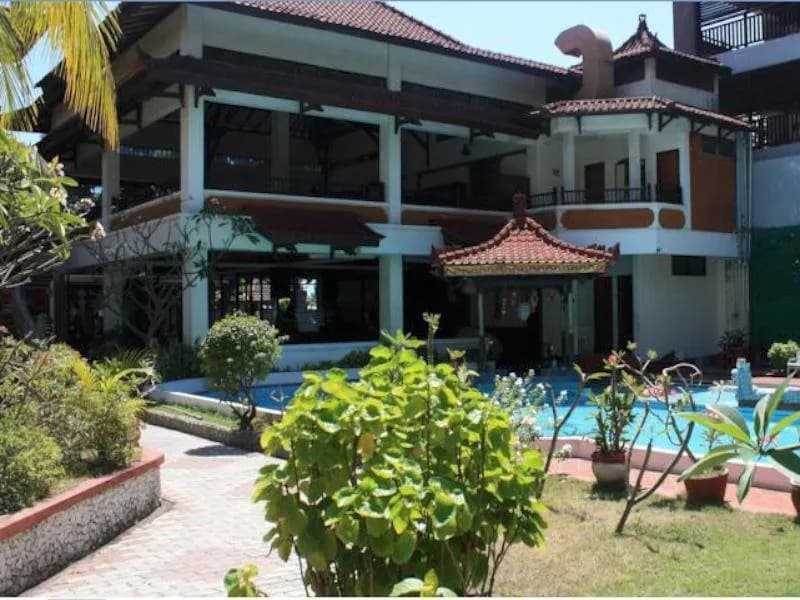 Puri Naga Seaside Cottages 3