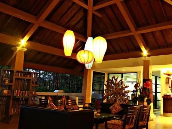 Legong Keraton Beach 4