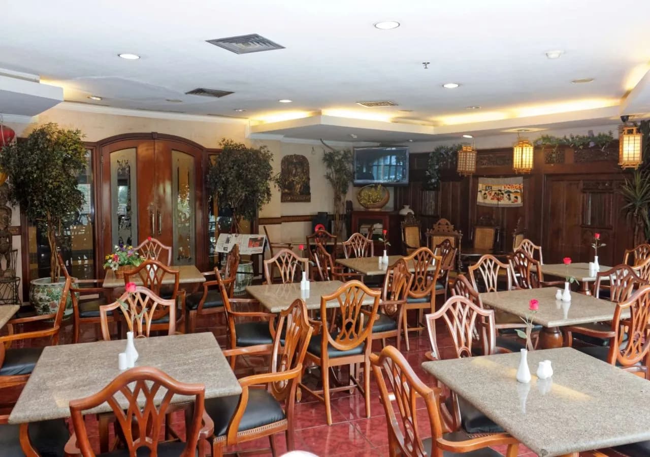 The Paragon Hotel 5