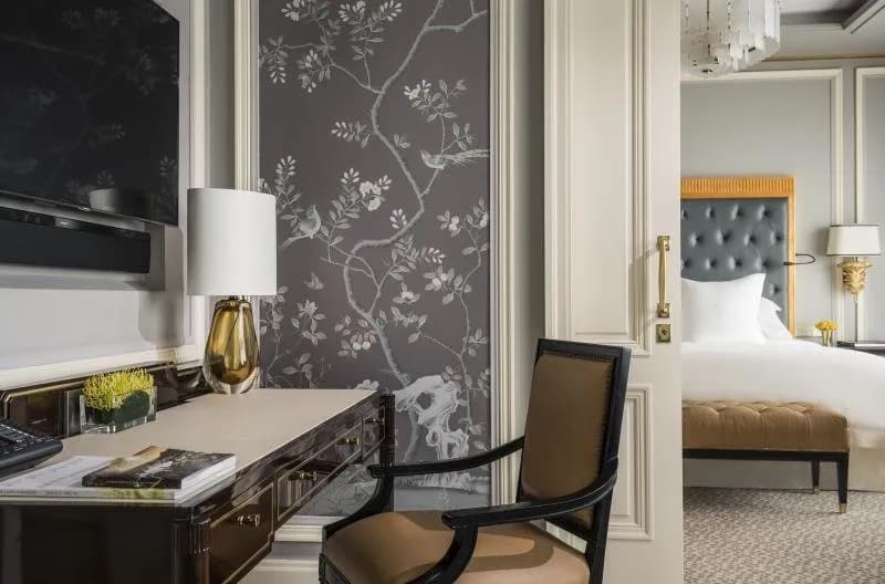 Four Seasons Hotel Jakarta 2