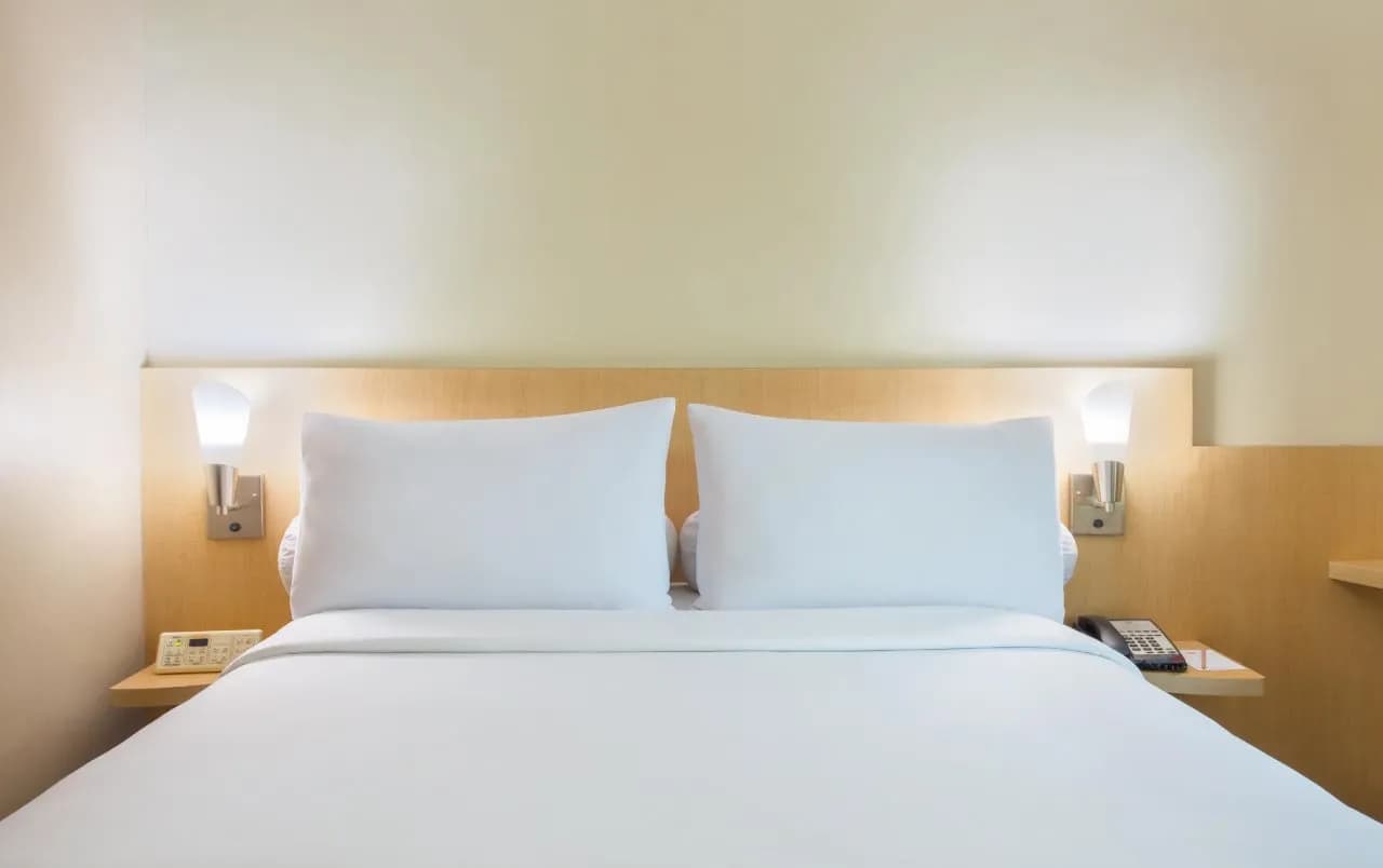 Tamarin Hotel Jakarta 2
