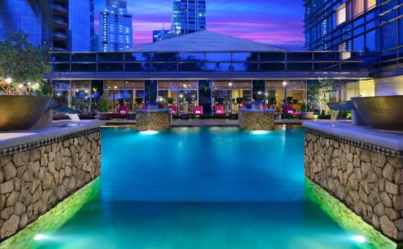 The Ritz-Carlton Jakarta, Mega Kuningan 3