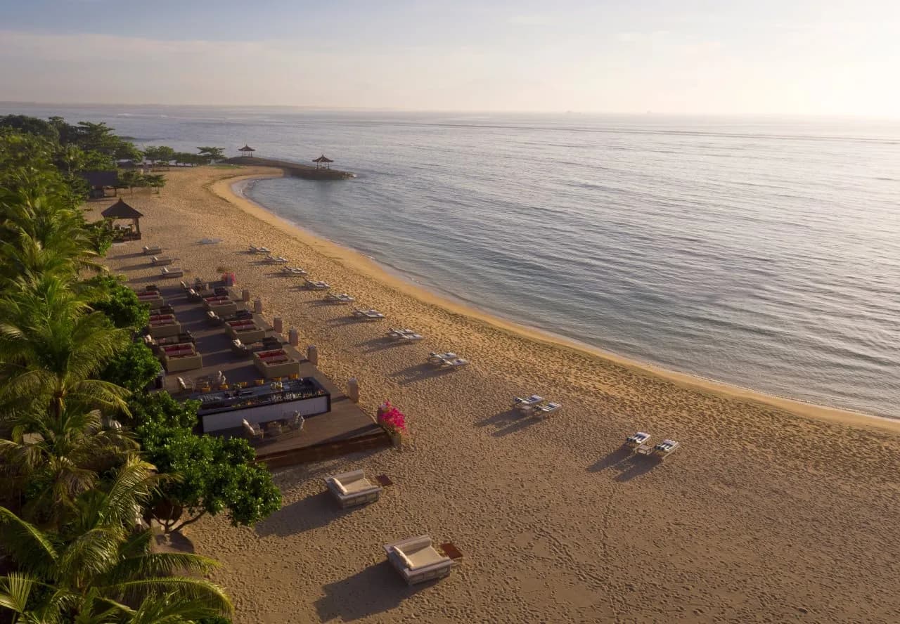 The Royal Santrian Luxury Beach Villas 4