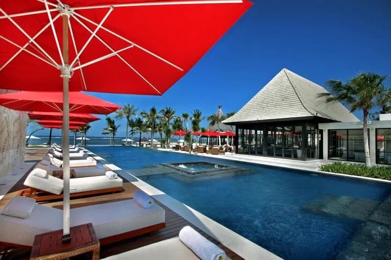 The Royal Santrian Luxury Beach Villas 3