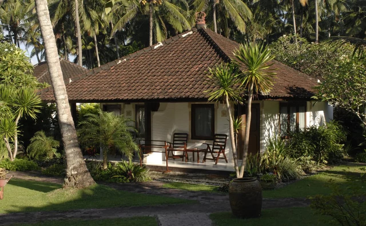 Lotus Bungalows 2