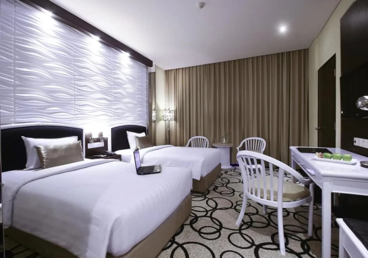 Hotel New Saphir Yogyakarta 2