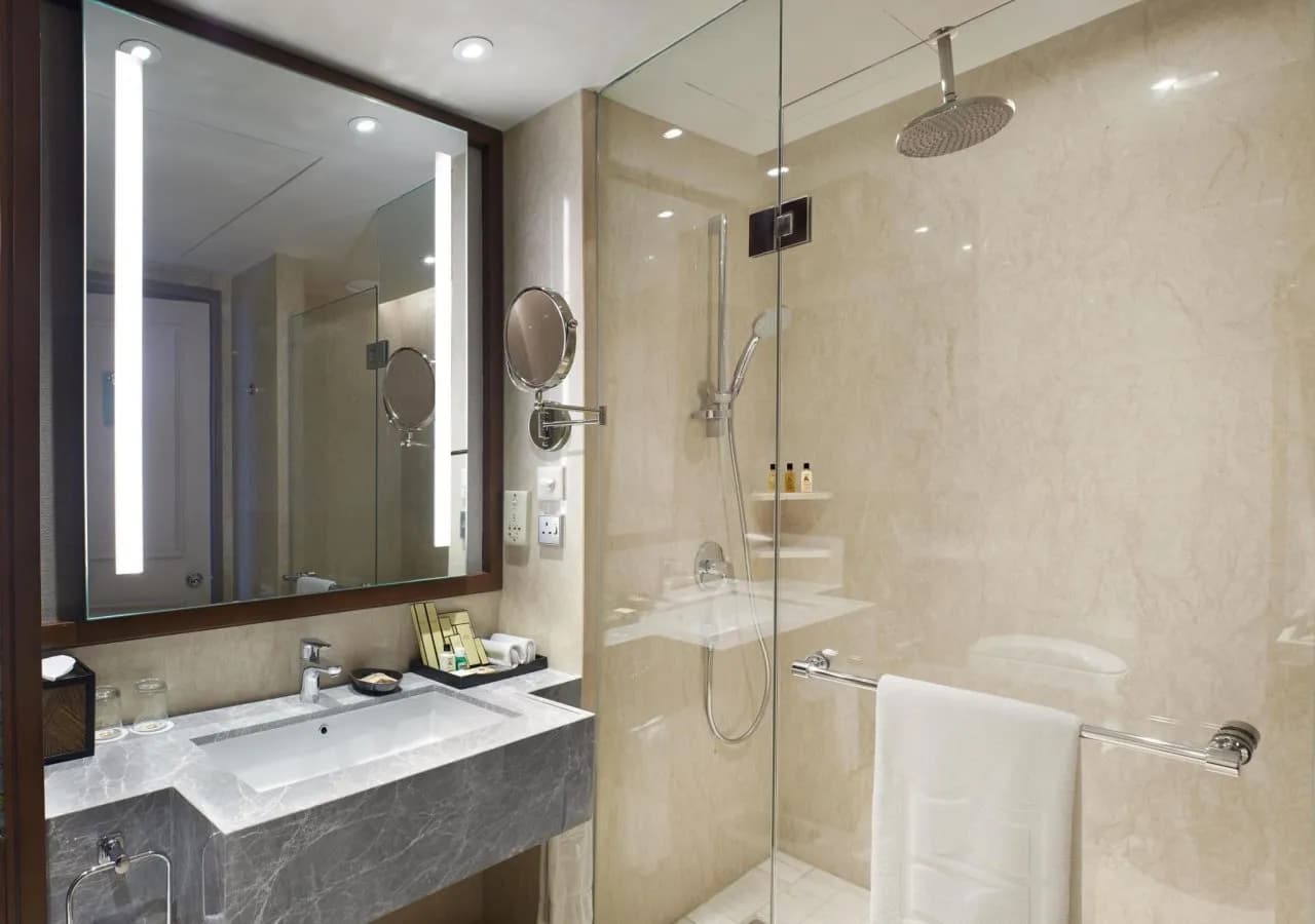 Shangri-La Surabaya 4