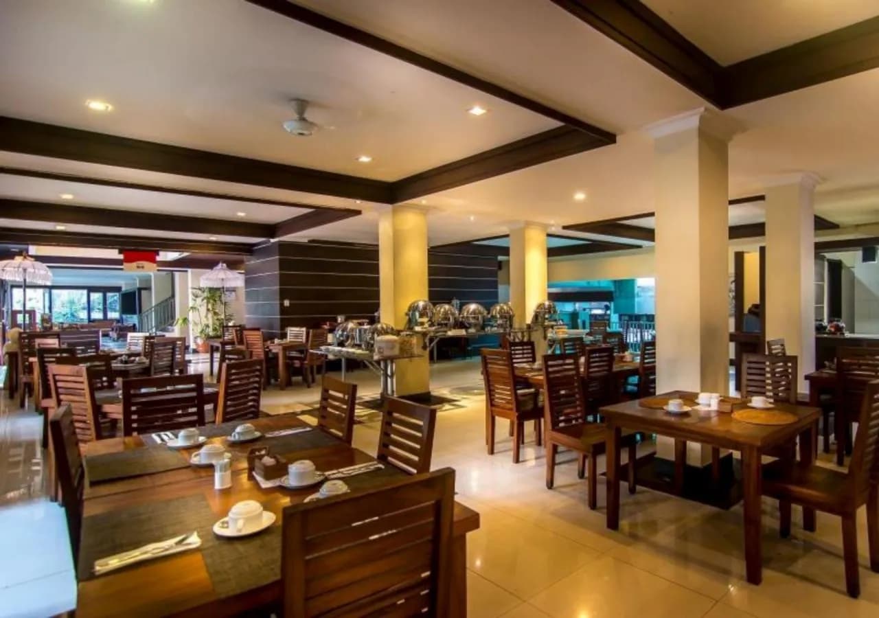 Champlung Mas Hotel 5