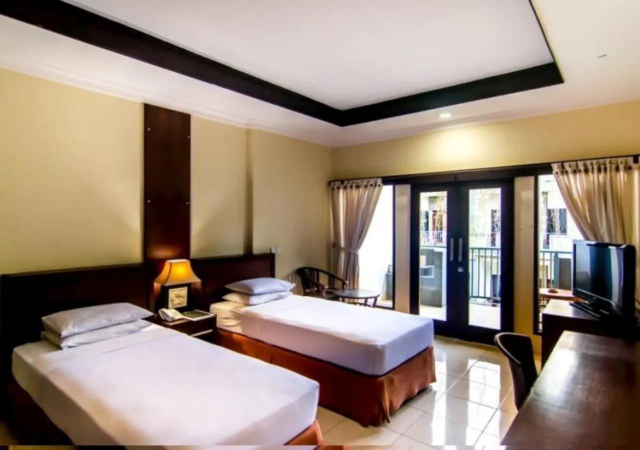 Champlung Mas Hotel 2