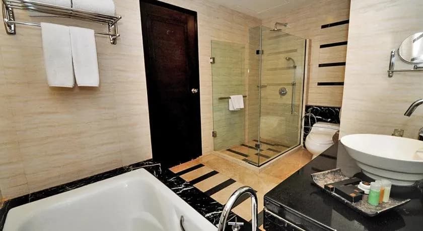 Gumaya Tower Hotel 4