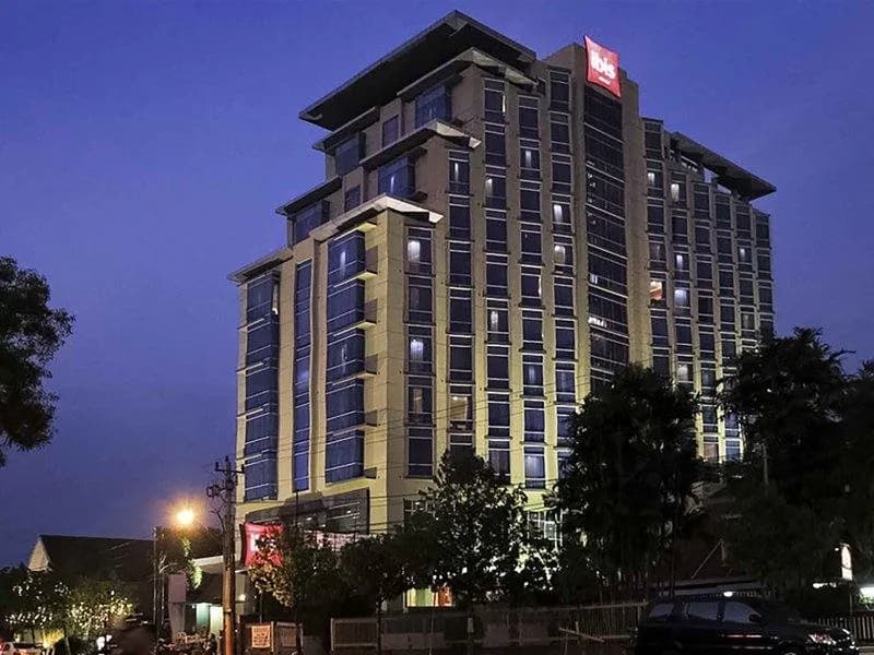 Hotel ibis Semarang Simpang Lima