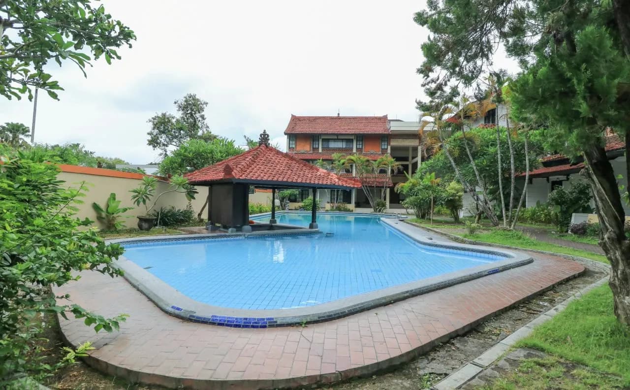 Hotel Oranjje 4
