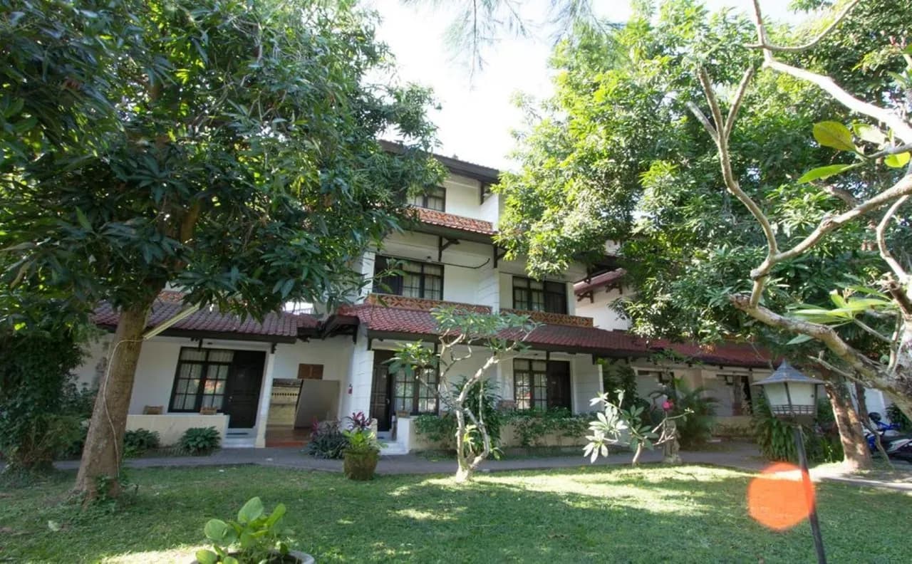 Hotel Oranjje 5