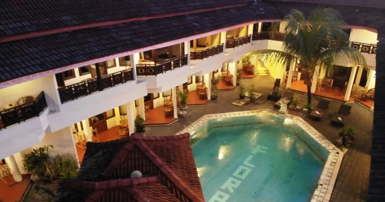 Hotel The Flora Kuta Bali