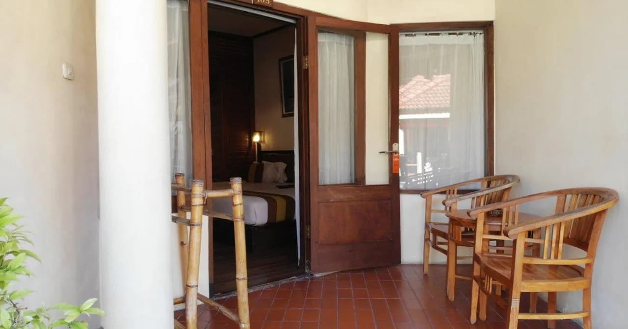 Hotel The Flora Kuta Bali 2