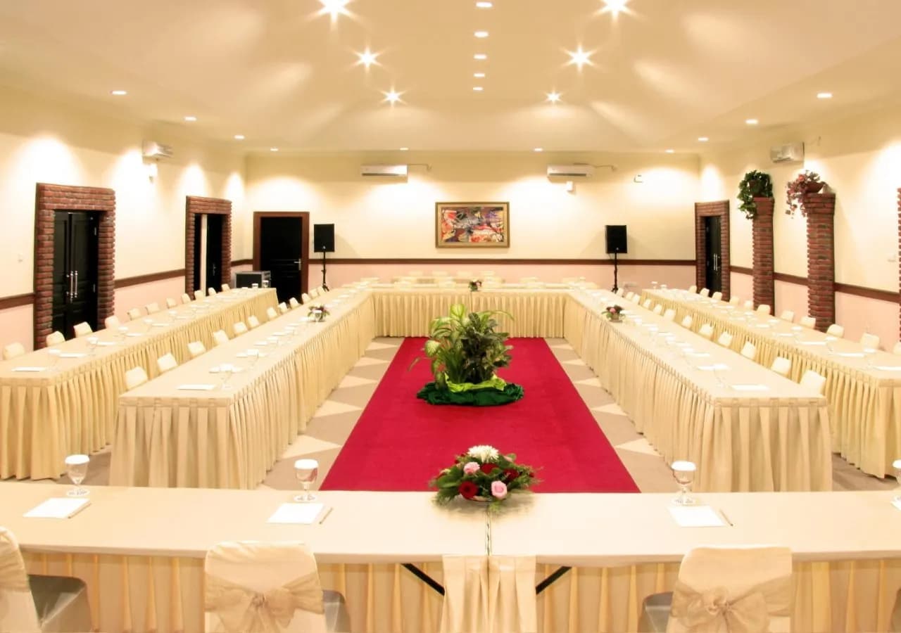 Maxi Hotel And Spa 5