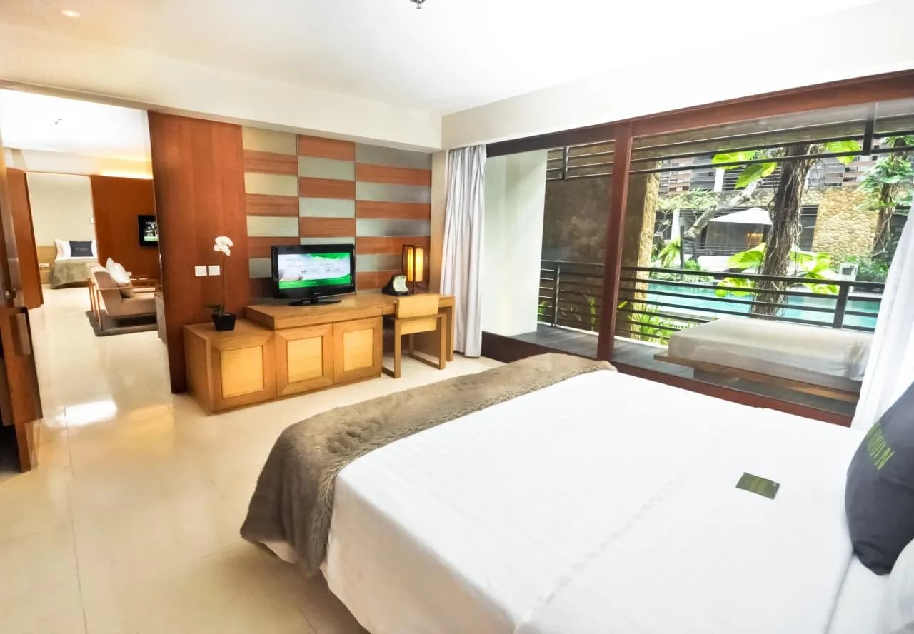 The Haven Suites & Villas & Hotel Seminyak 4