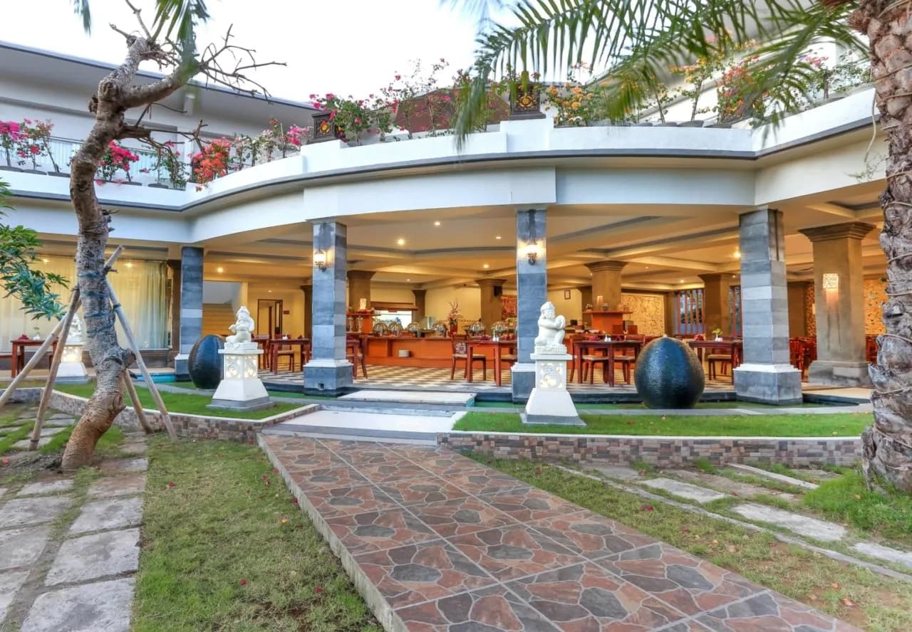 Puri Saron Seminyak 3