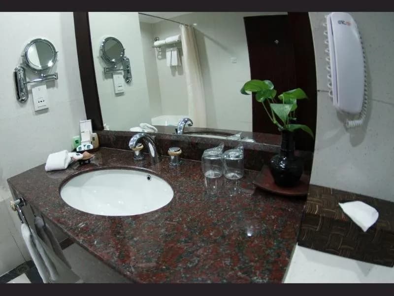 Grand Wahid Salatiga 5