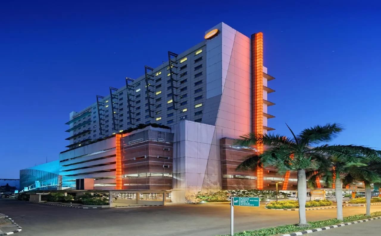 Harris Hotel & Conventions Kelapa Gading 4