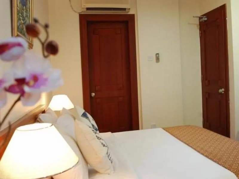 Grand Eska Hotel & Suites 5