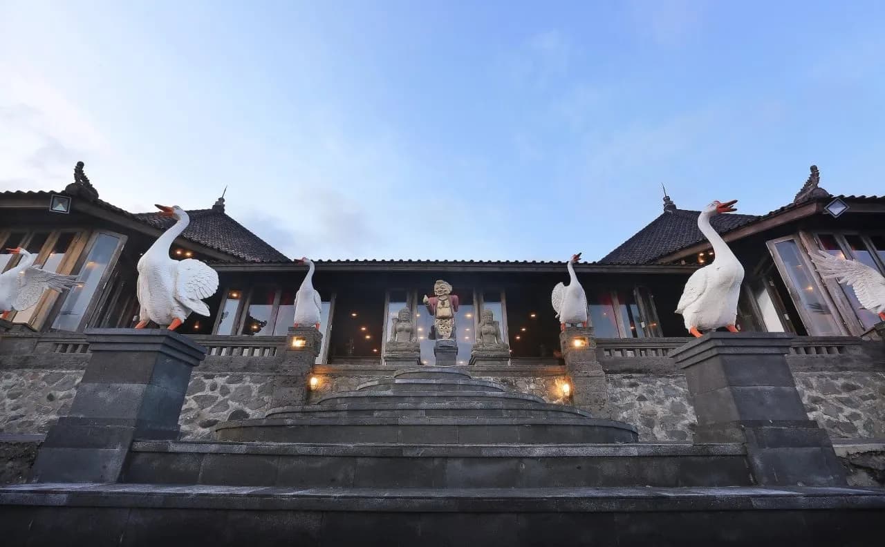 Desa Swan Villas & SPA, Keramas 5