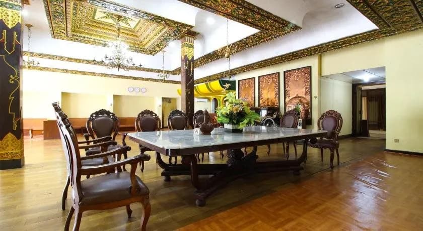 Sriwedari Hotel 2