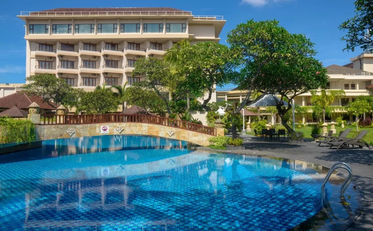 Lombok Raya