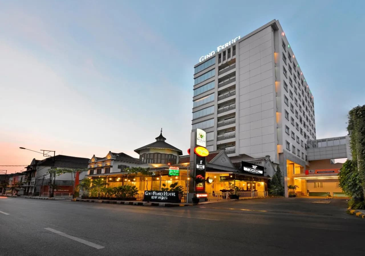Gino Feruci Kebonjati Bandung