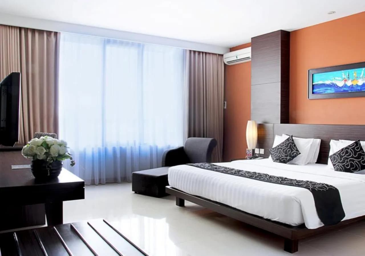 Grand Pacific Hotel 3