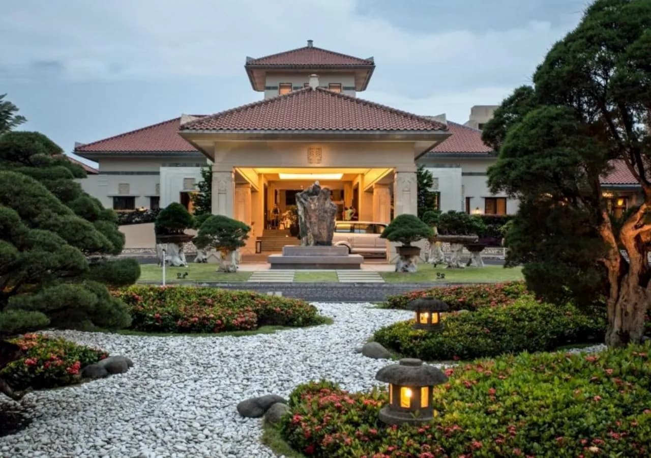 Mason Pine Hotel 5
