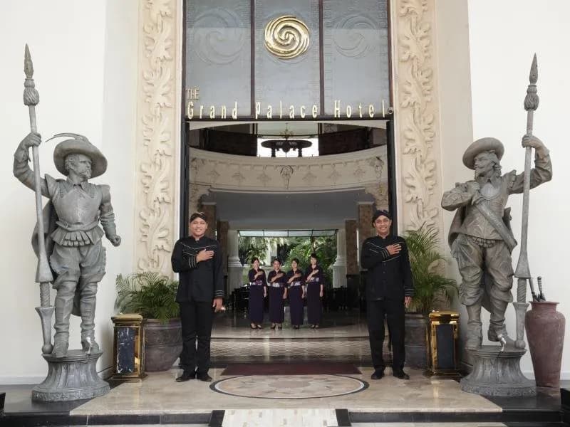The Grand Palace 3