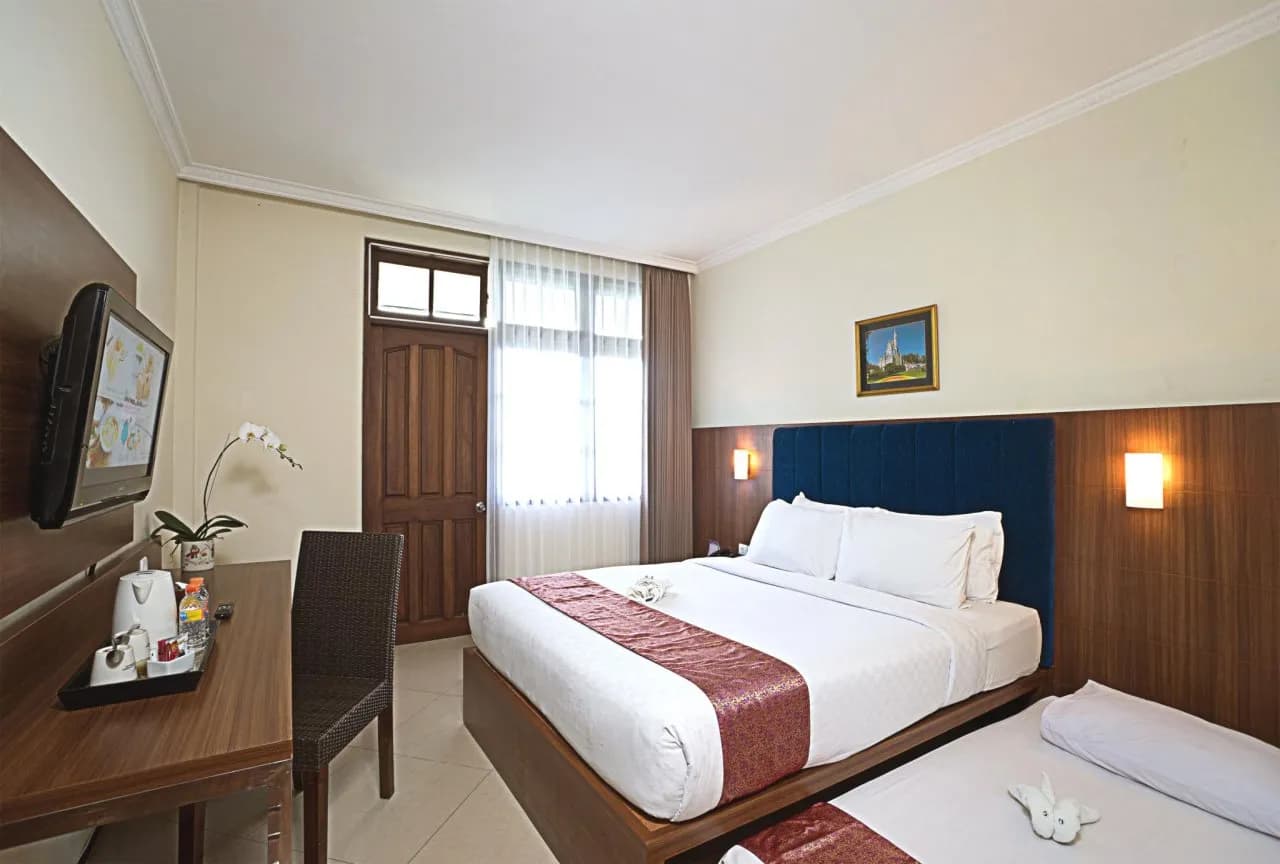 Royal Hotel and Villa Batu 2
