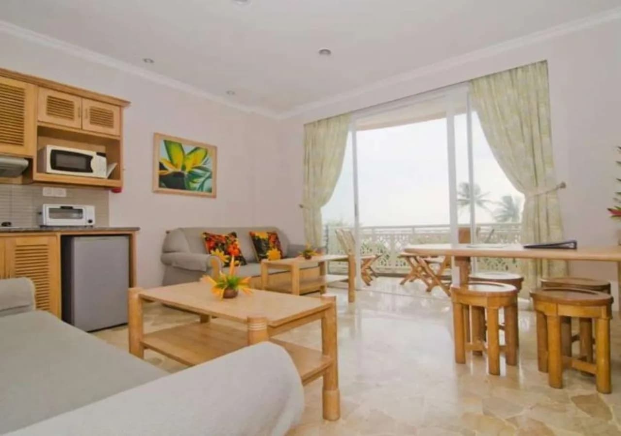 Hawaii Resort Family Suites 4