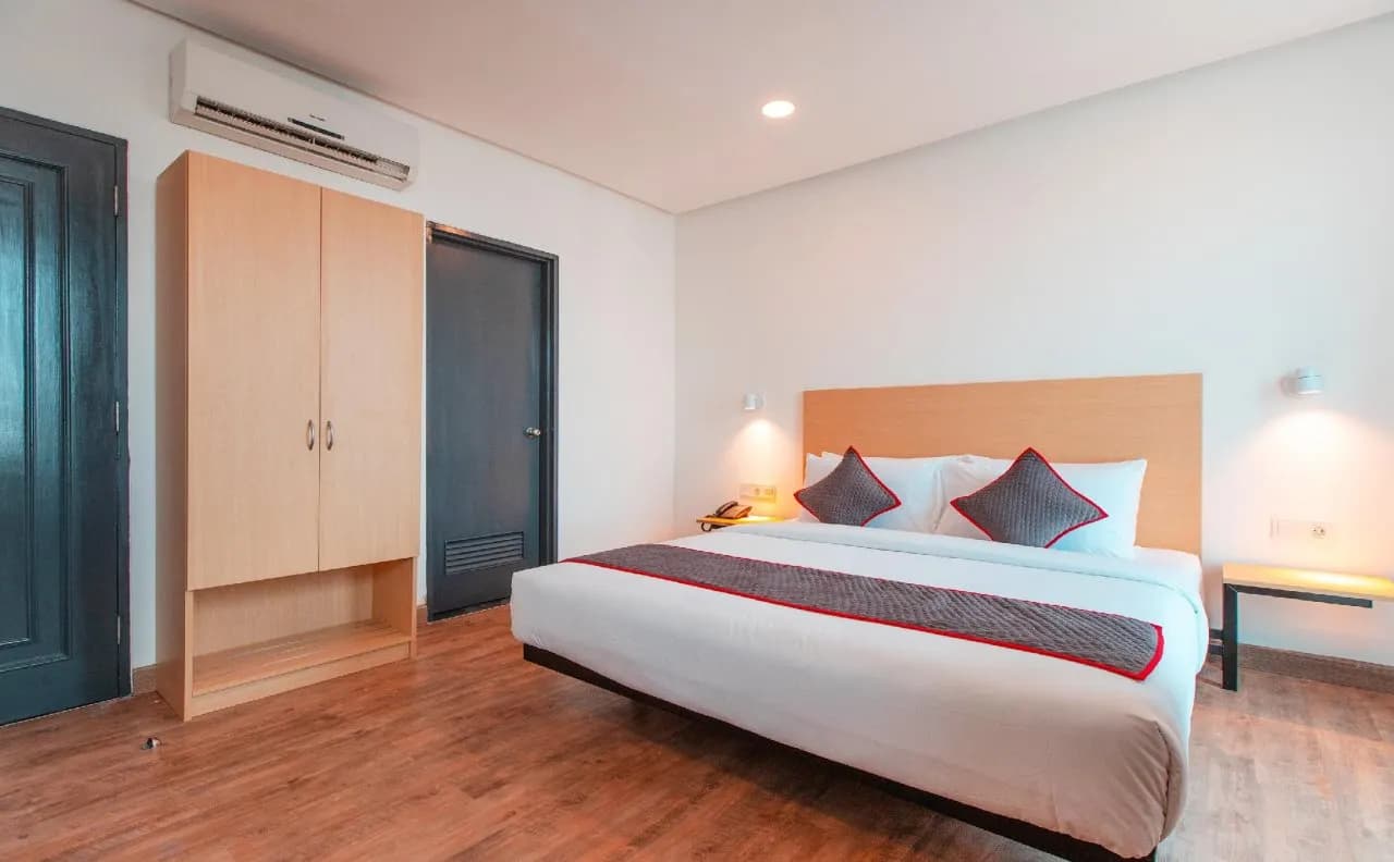 OYO Townhouse 1 Hotel Salemba 2