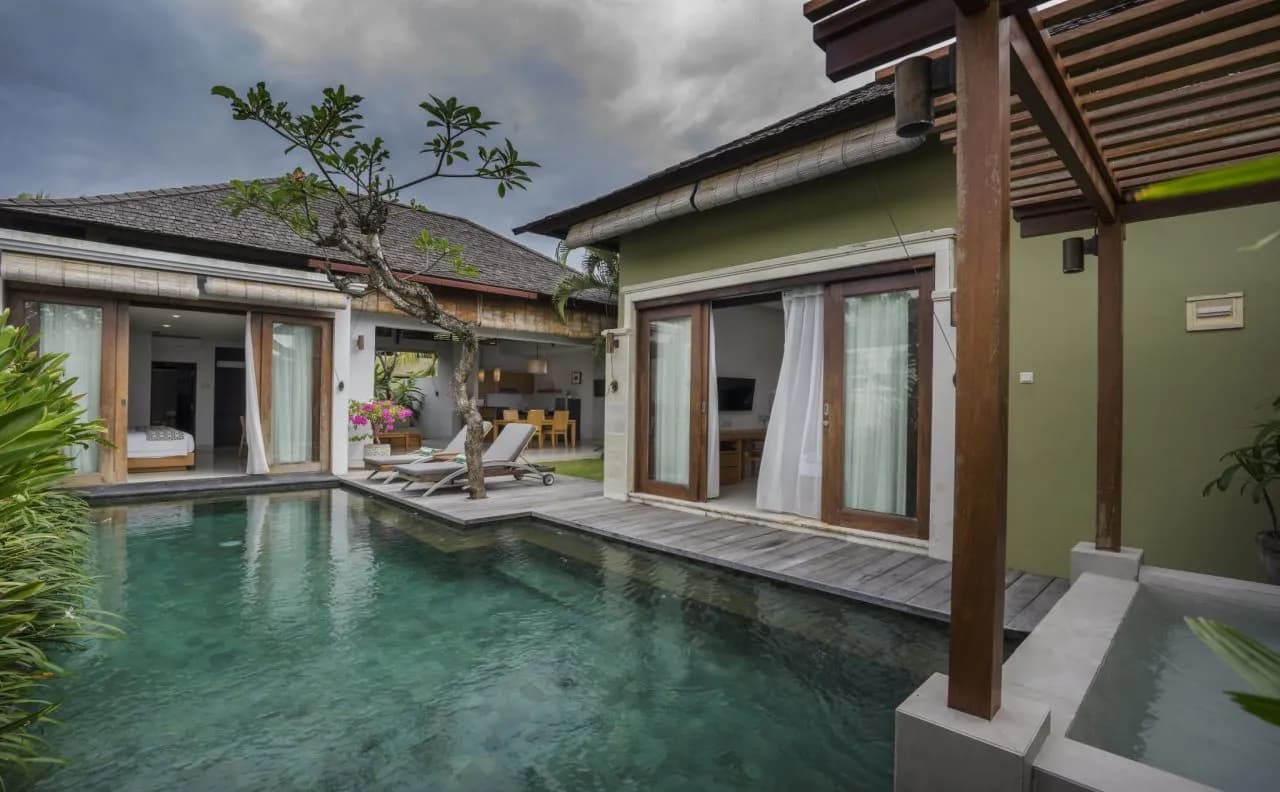 Pradha Villas Seminyak 4