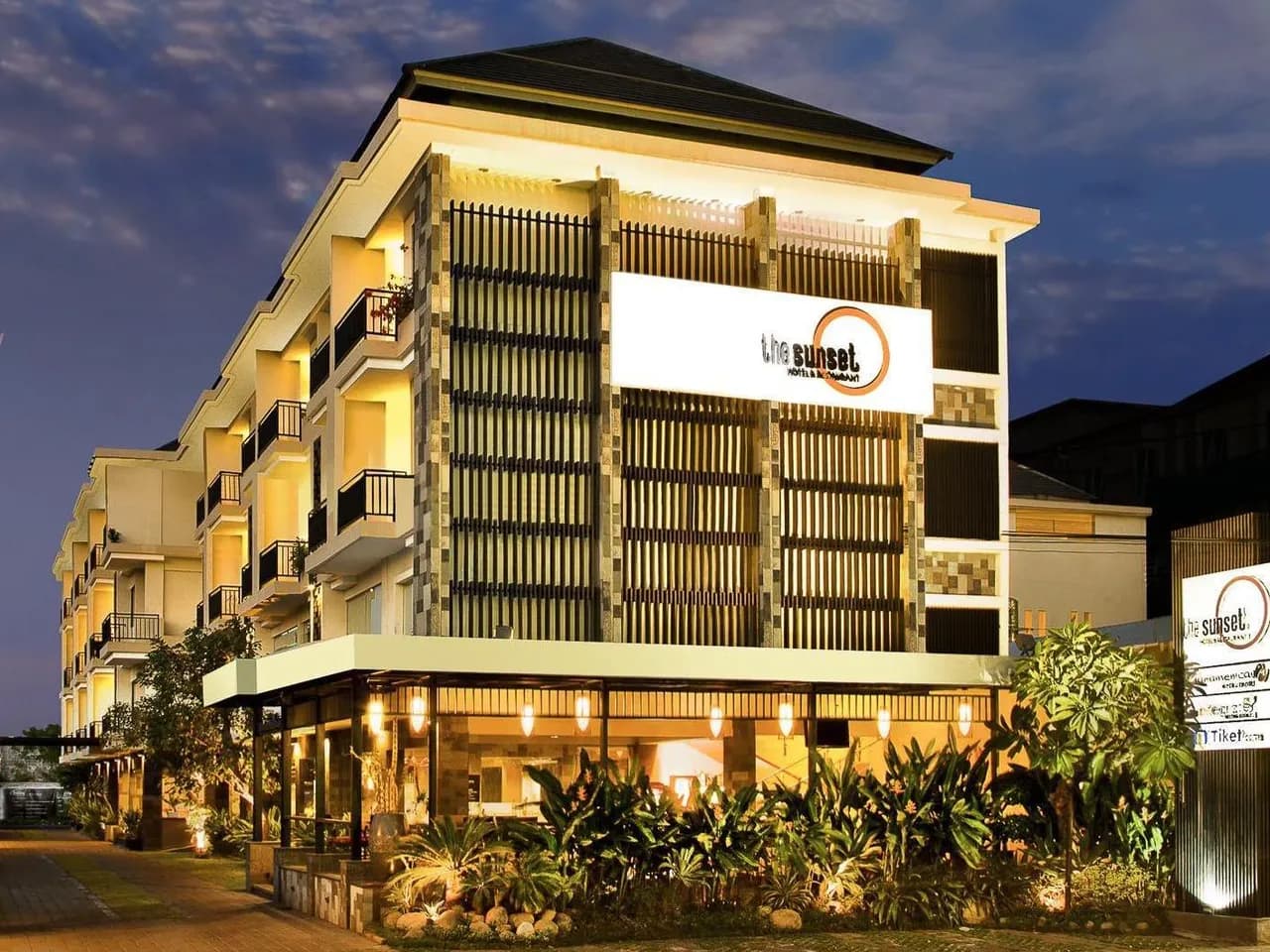 Bloo Bali Hotel 3