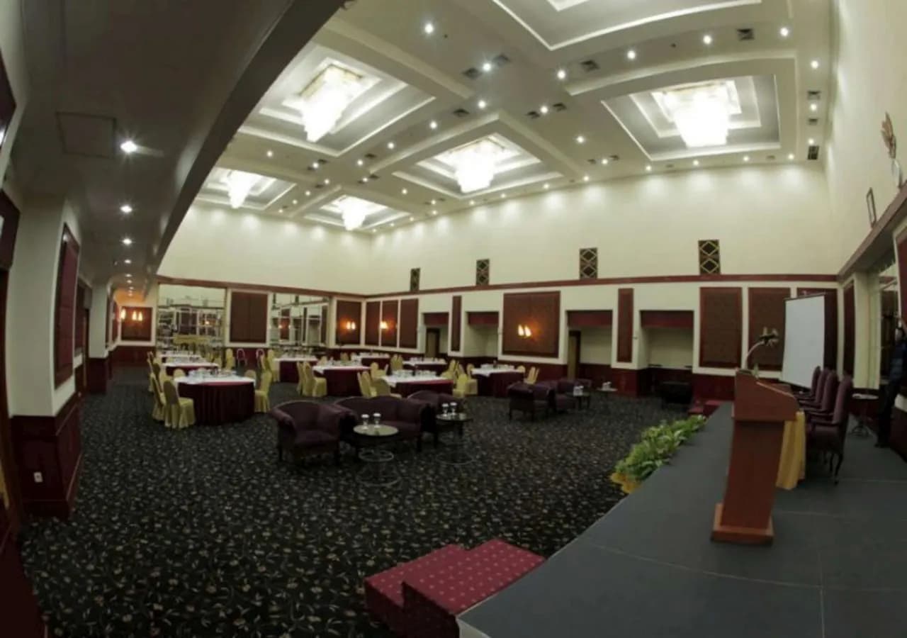 Oasis Amir 5