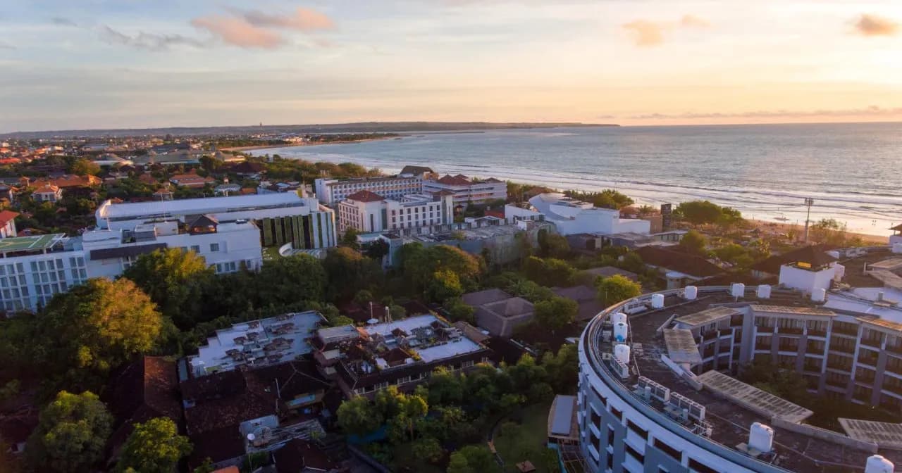 Fourteen Roses Beach Hotel 3