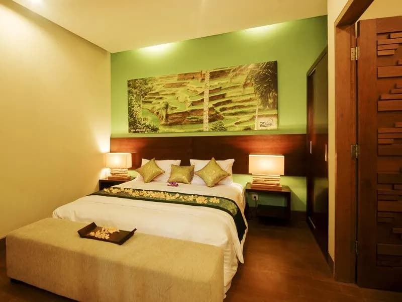 The Green Zhurga Suite 2