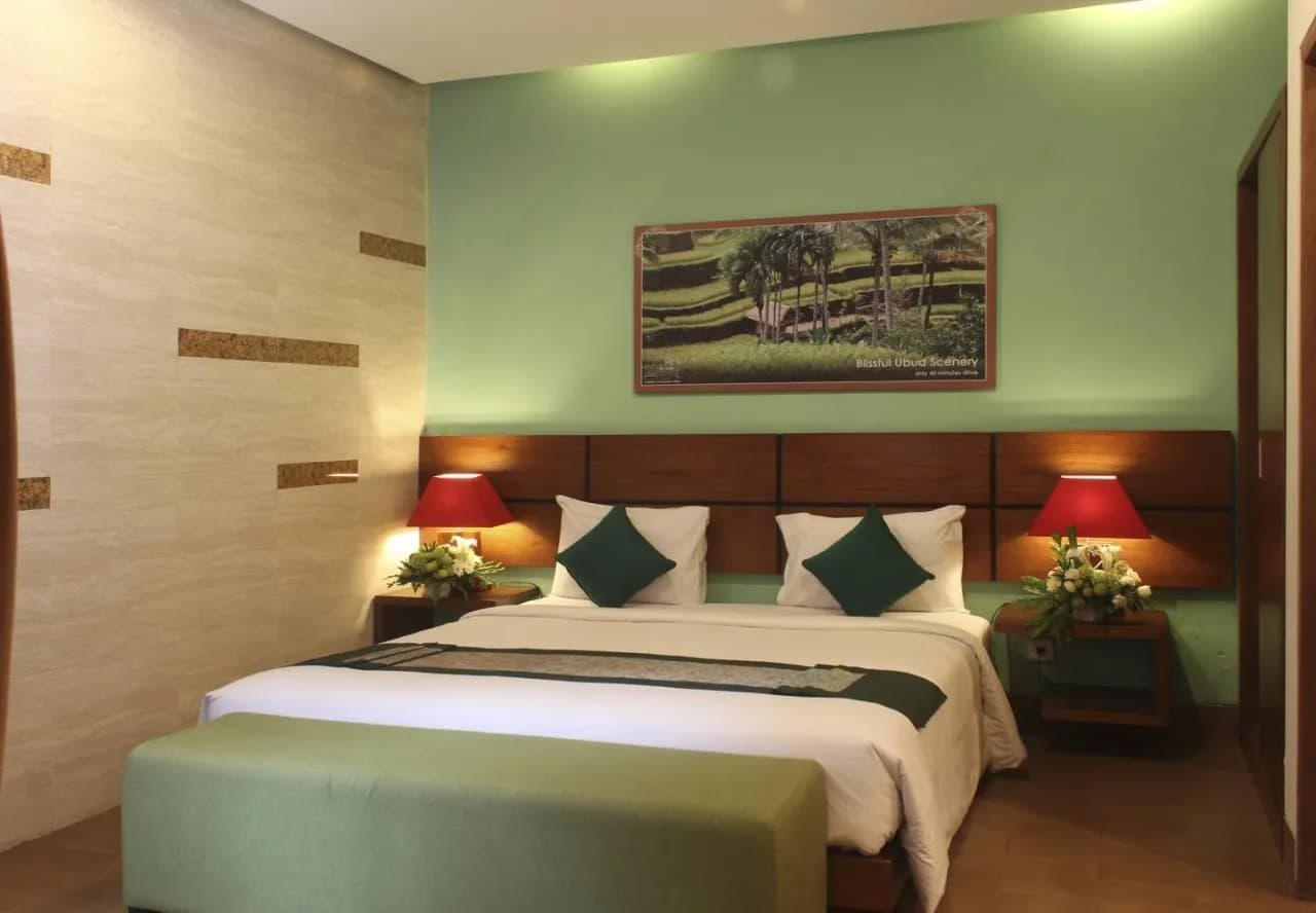 The Green Zhurga Suite 5