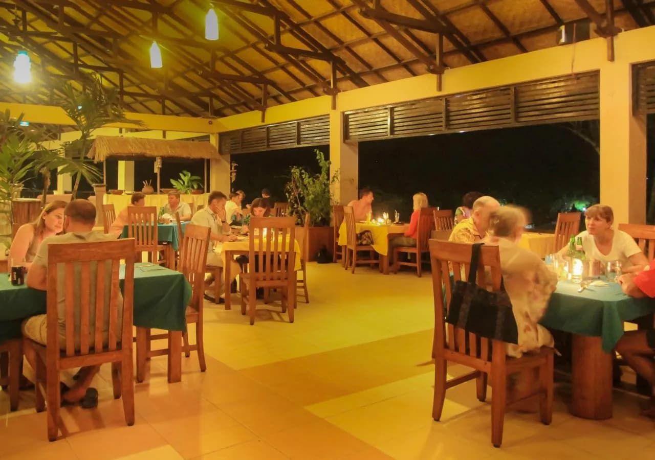 Puri Sari Beach Hotel 4