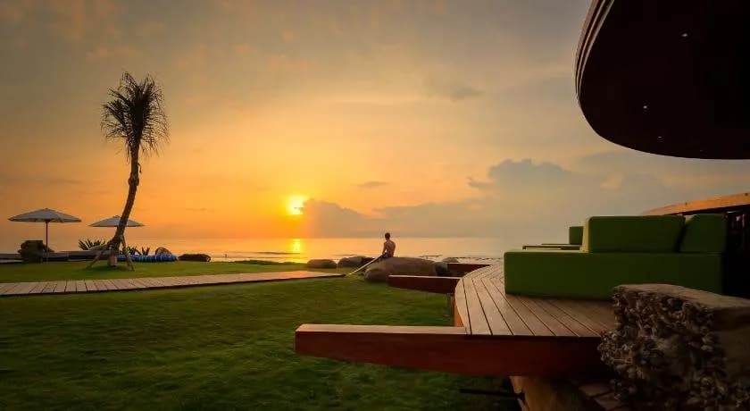 Hotel Komune & Beach Club Bali