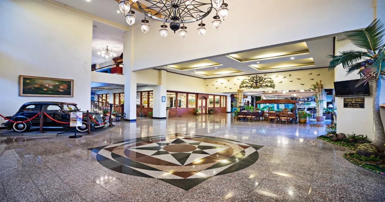 Royal Tretes View Hotel & Convention