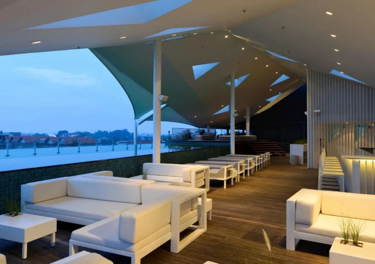 IZE Seminyak 4