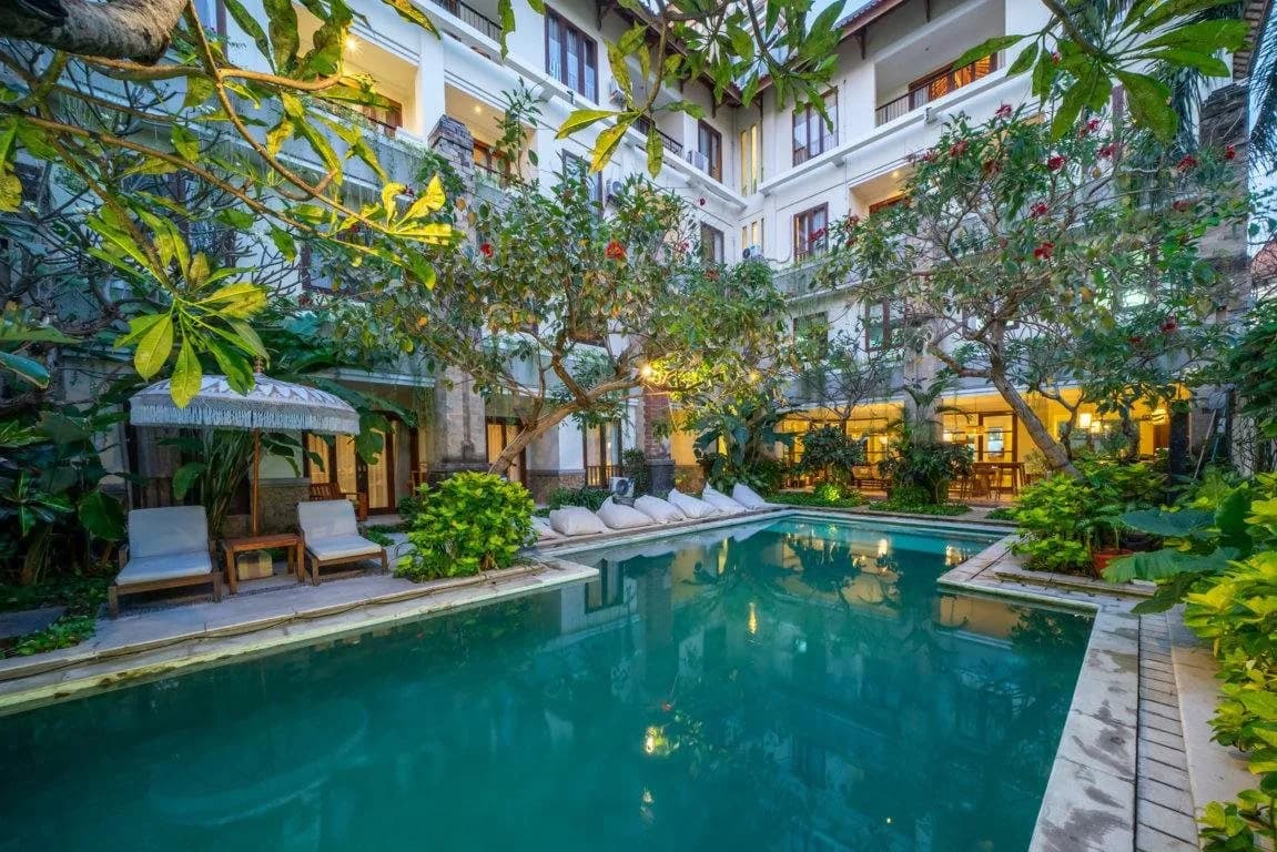 Sara Residence
