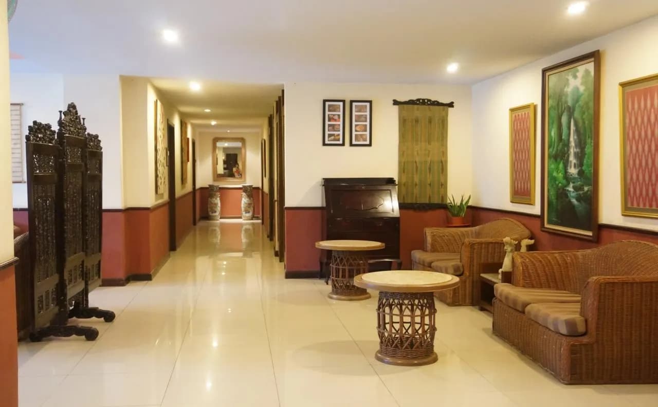 Losari Beach Hotel 3